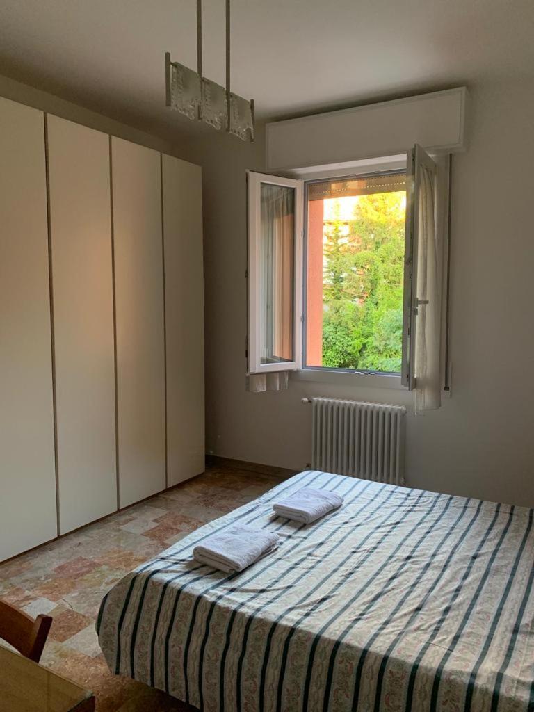 Comfortable Apartament 2 Bedroom Suitable 2-5 Pax Μπολόνια Εξωτερικό φωτογραφία