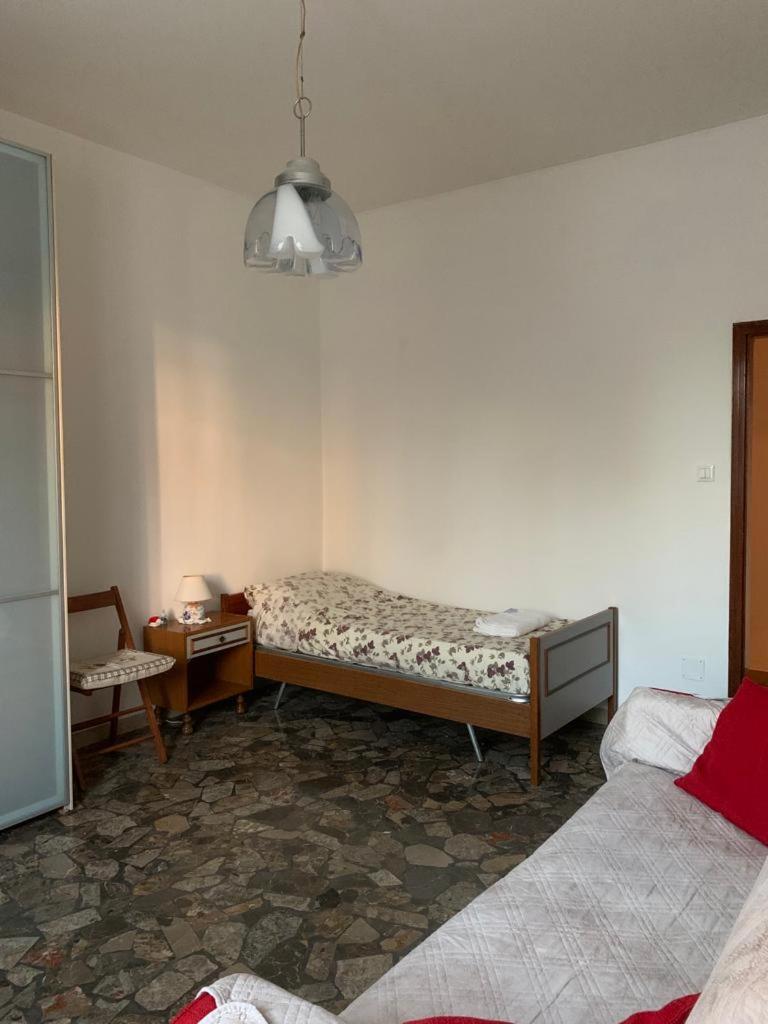 Comfortable Apartament 2 Bedroom Suitable 2-5 Pax Μπολόνια Εξωτερικό φωτογραφία